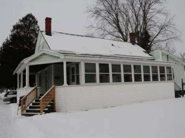103 Lower Welden St, Saint Albans, VT 05478