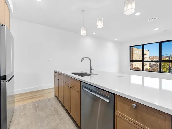 135 44th Street image 9 of 39