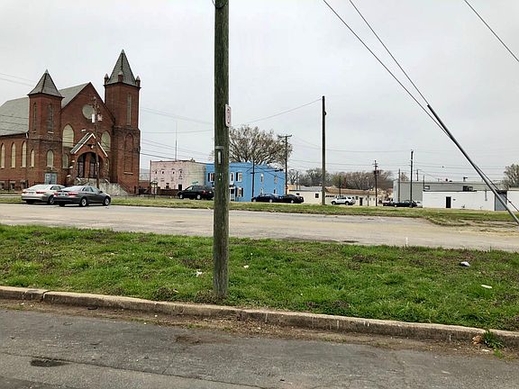 3rd image of 2308 Old Dominion St