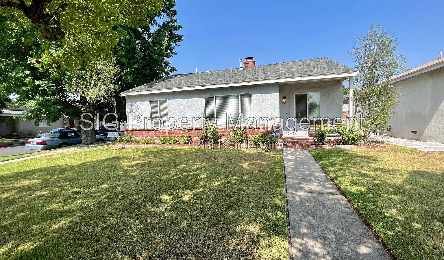 4 bed, 2.0 bath, 1593 sqft, $4,200 — Photo 1