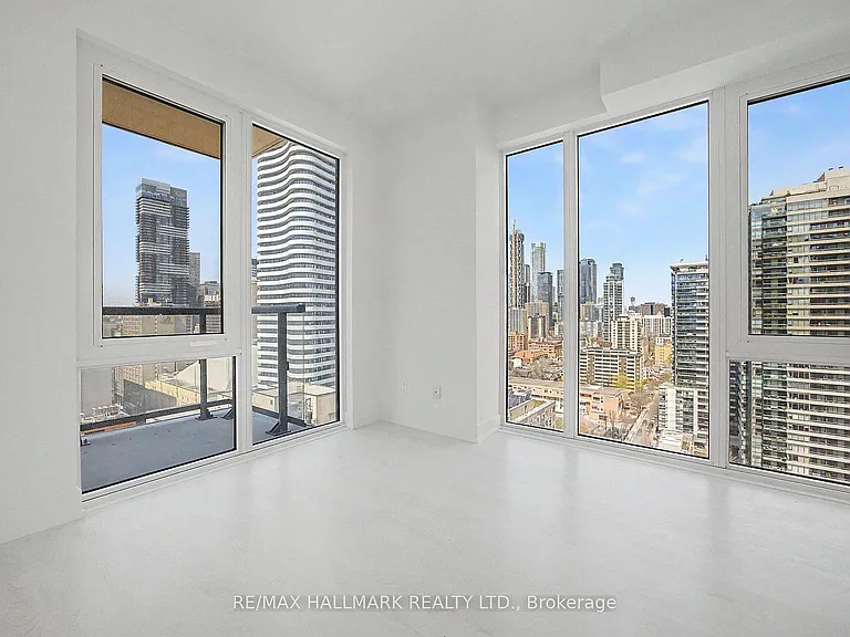 308 Jarvis St #2105 — Photo 36