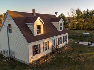 7 Blackberry Ln, Freeport, ME 04032