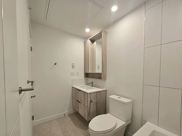 3594 Malsum Dr #606 — Photo 13