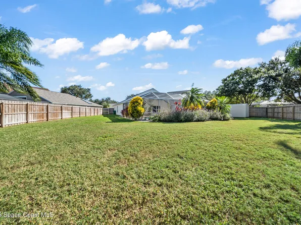 695 Sedgewood Cir, West Melbourne, FL 32904