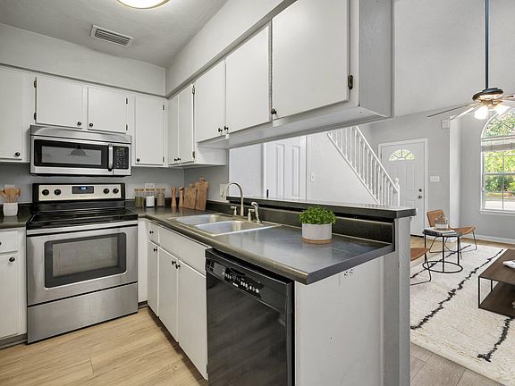4th image of 2419 Nugget Ln