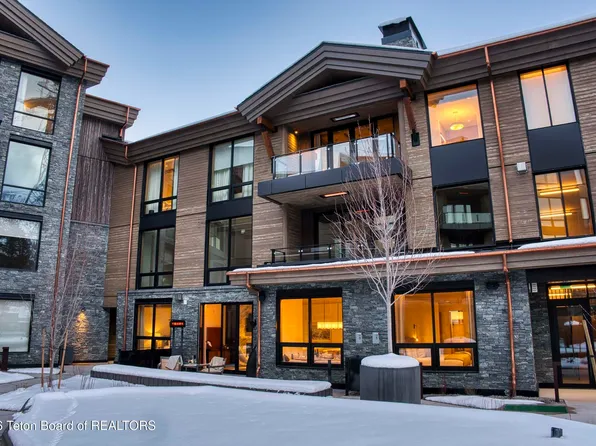 3355 W Cody Ln #465, Jackson, WY 83001