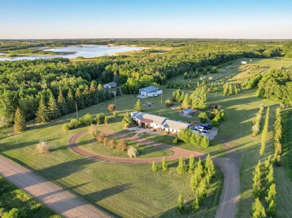 41243 W Range Road 205, Camrose County, AB T0B 0H0