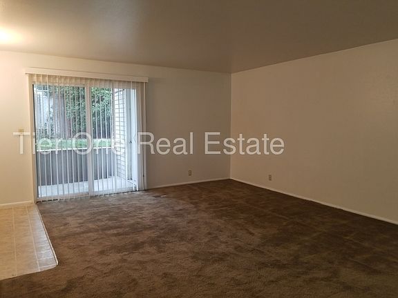4th image of 238 E Crestone Ave