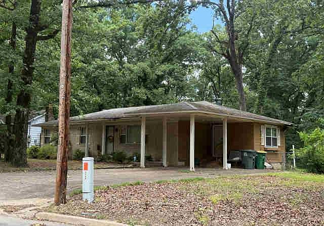 2nd image of 8502 Westwood Ave