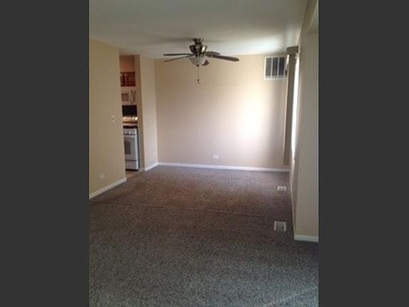 2nd image of 3018 Roberts Dr