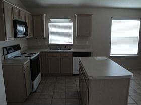 3rd image of 2309 Eagle Mountain Dr