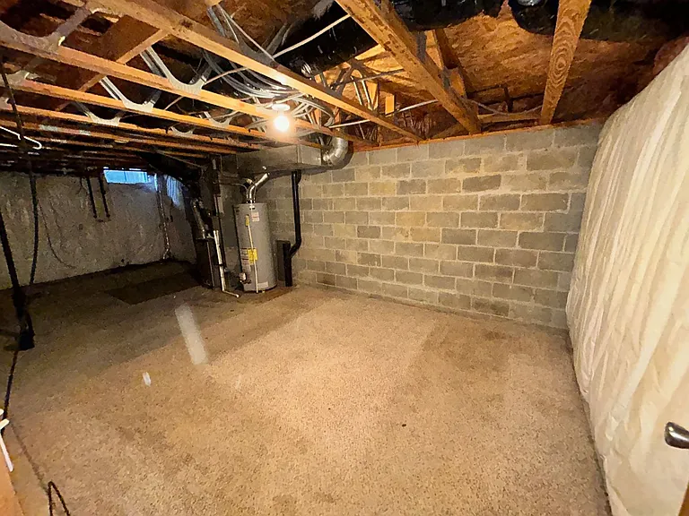 227 Hawkins Ln — Photo 17