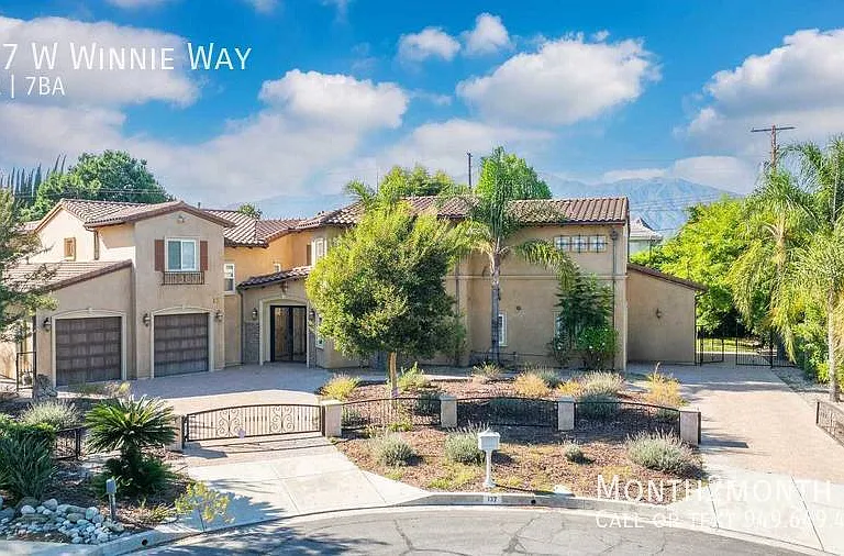 137 W Winnie Way — Photo 1