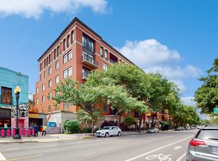 1414 N Wells St APT 202, Chicago, IL 60610