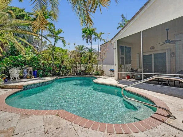 1080 Briar Ridge Rd, Fort Lauderdale, FL 33327