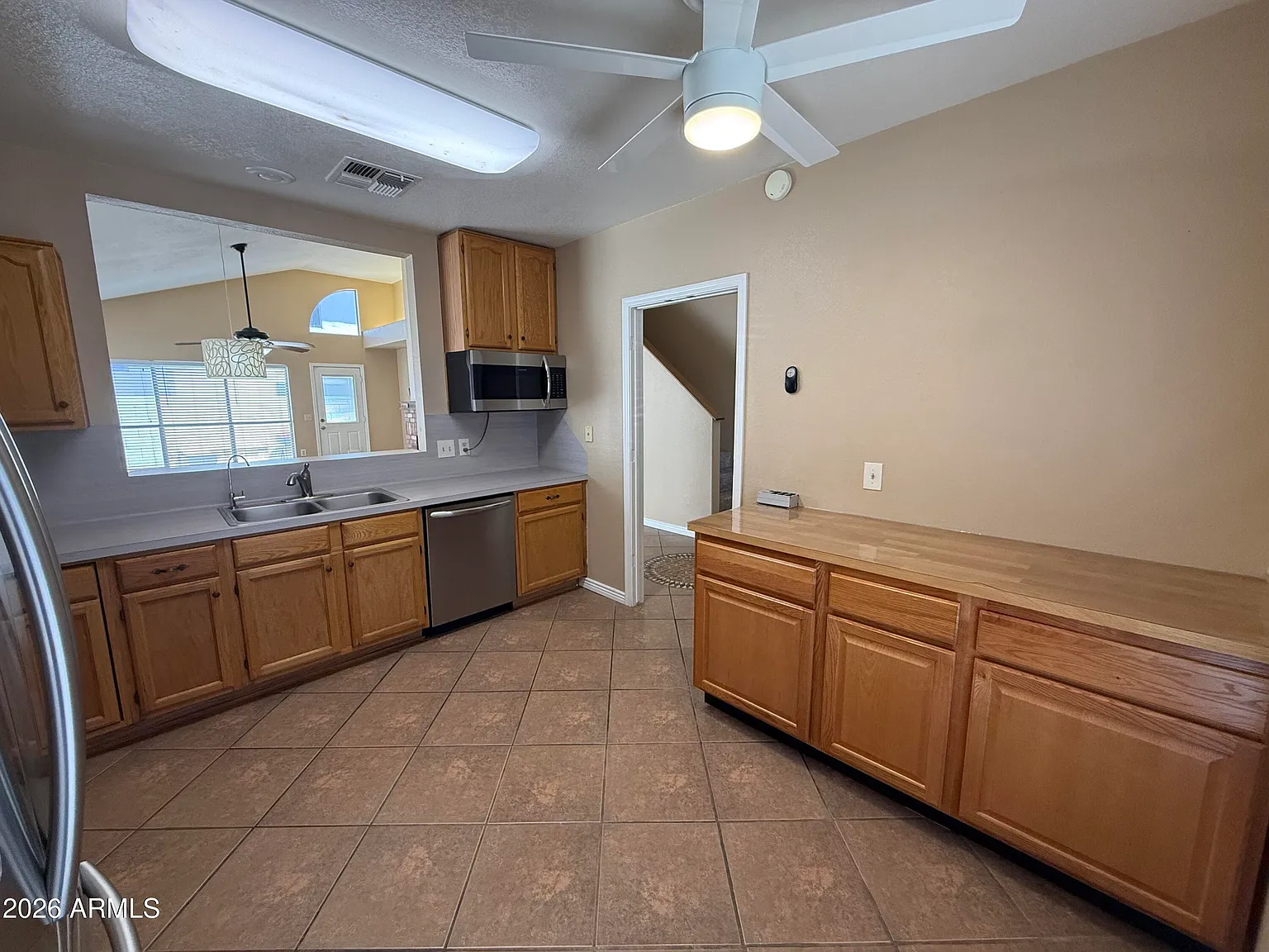 3 bed, 2.5 bath, 1514 sqft, $2,295 — Photo 4