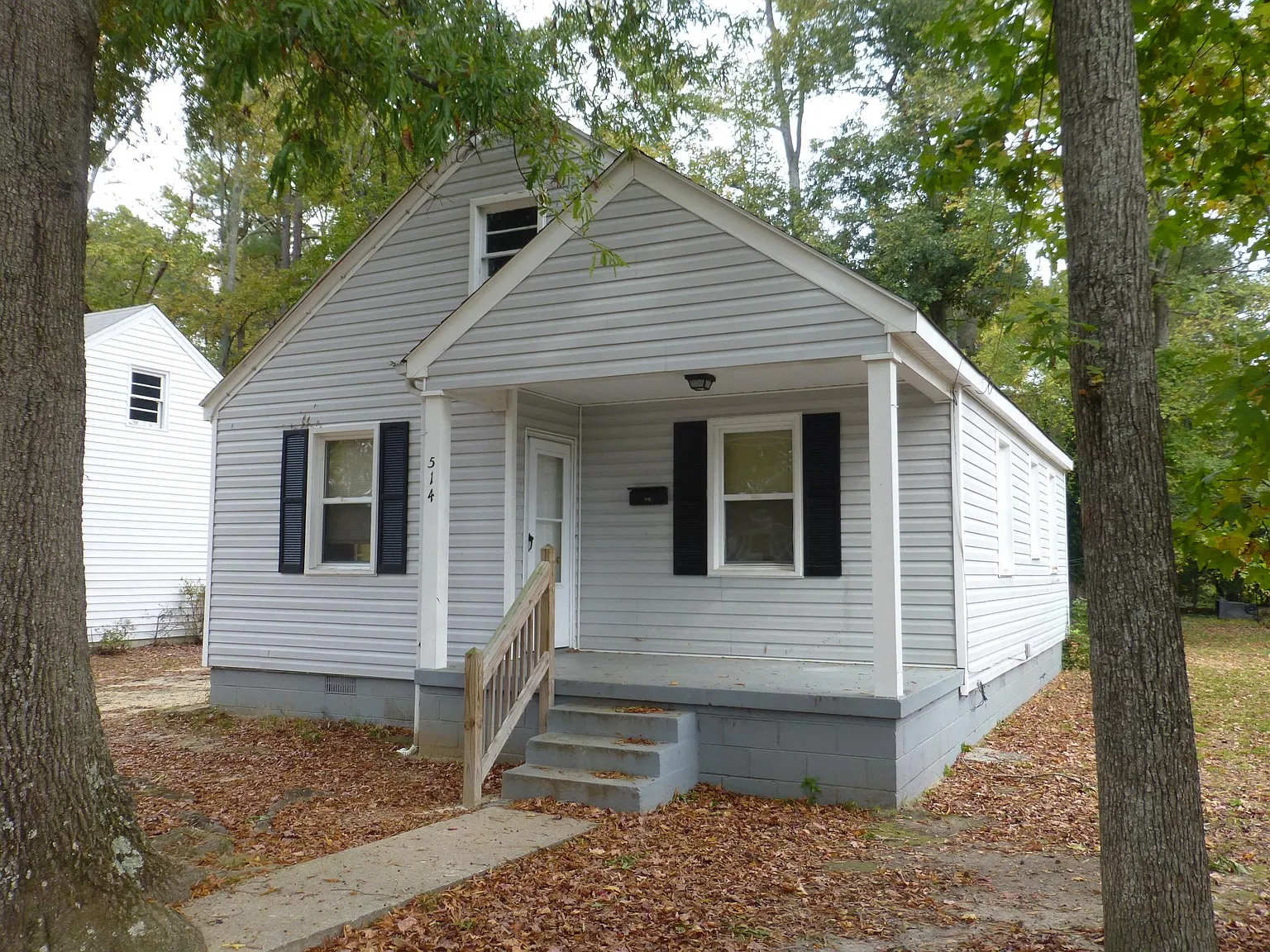 2 bed, $1,200 — Photo 1