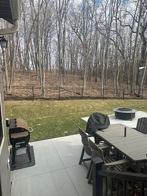 2nd image of 4304 Hillside Dr