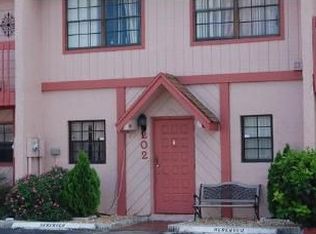 3900 SW 52nd Ave APT 202, Pembroke Park, FL 33023