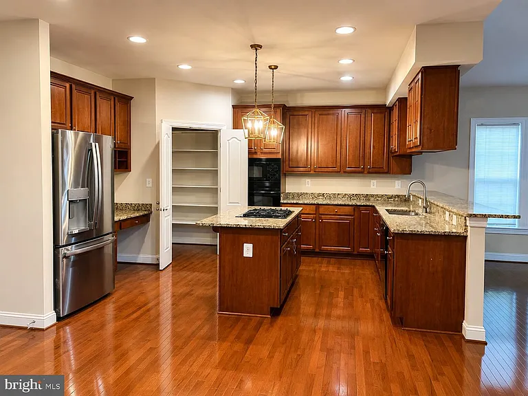 15329 Colonel Tansill Ct — Photo 5