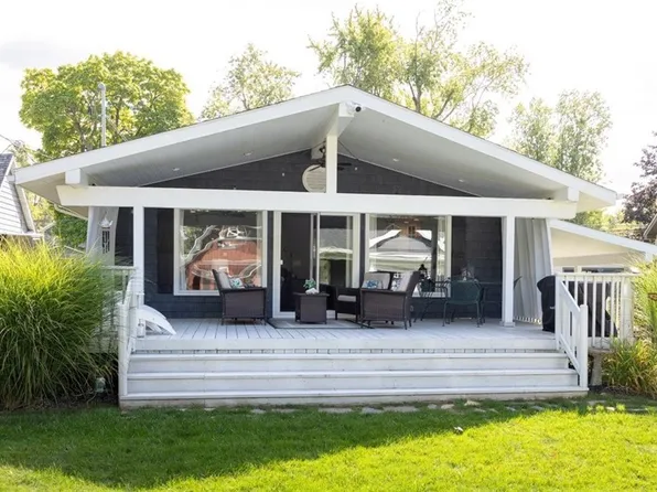 9364 Lake Shore Rd, Angola, NY 14006