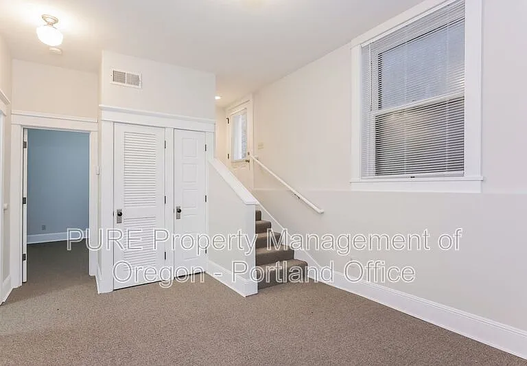 2167 SW Yamhill St #9 — Photo 9