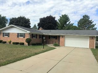 1535 Fromm Dr, Saginaw, MI
