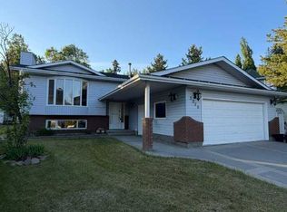 5226 18th Ave, Edson, AB T7E1G9