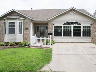 7920 Radnor Dr, Saint Louis, MO, 63123