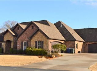 4915 Quarry Dr, Conway, AR 72034