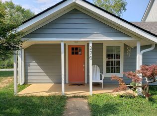 270 Rock Hill Rd, Asheville, NC 28803