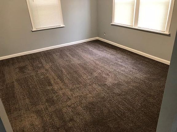 3rd image of 3824 Glenn Ave