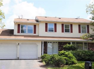 27 Sinclair Rd, Edison, NJ 08820