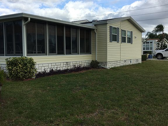 3rd image of 600 Barefoot Blvd