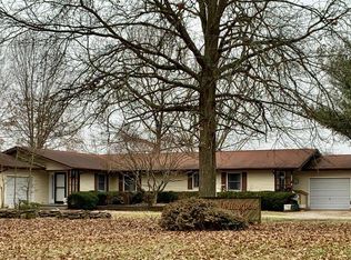 5559 Country Club Rd, Murphysboro, IL 62966