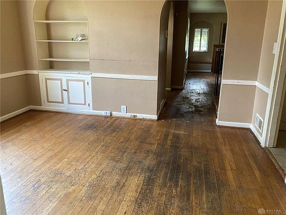 4th image of 2605 Auburn Ave