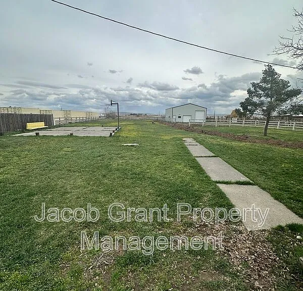 4590 N 15 E — Photo 20