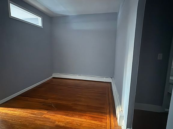 3rd image of 14 Kensington Ave Floor 2