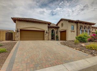 8432 E Leonora St, Mesa, AZ 85207
