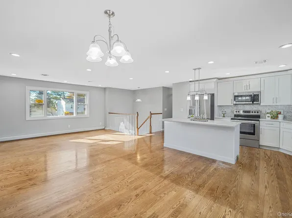 445 45th Street, Copiague, NY 11726