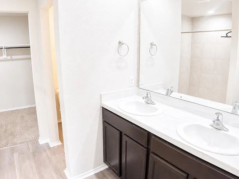 21422 Chester Cliff Ln — Photo 21