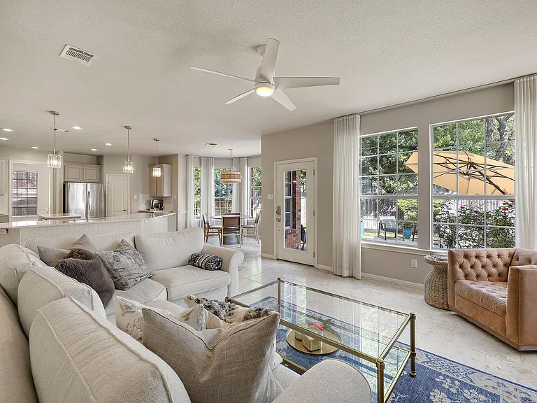 2114 Hilton Head Dr — Photo 14