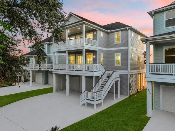 1517 Bayou Shore Dr, Galveston, TX 77551