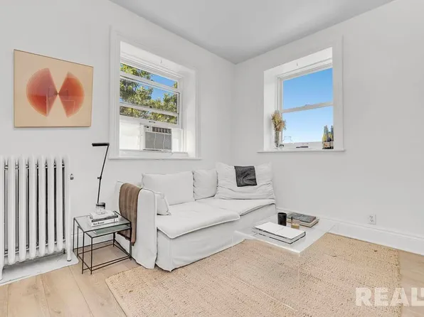 211 Lafayette Avenue image 1 of 5