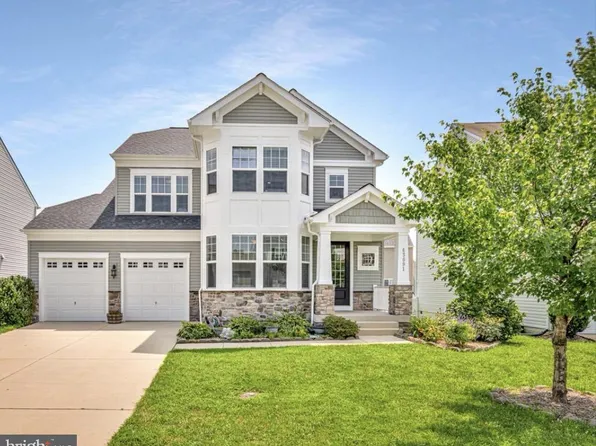 43691 Yulan St, California, MD 20619