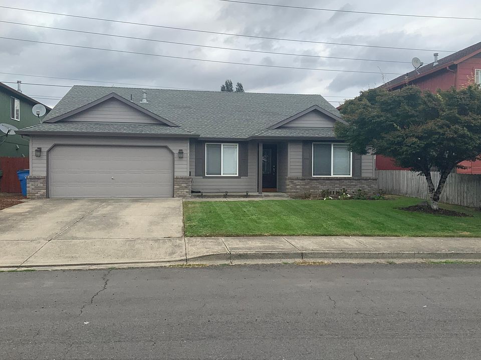 1st image of 17016 SE 2nd St