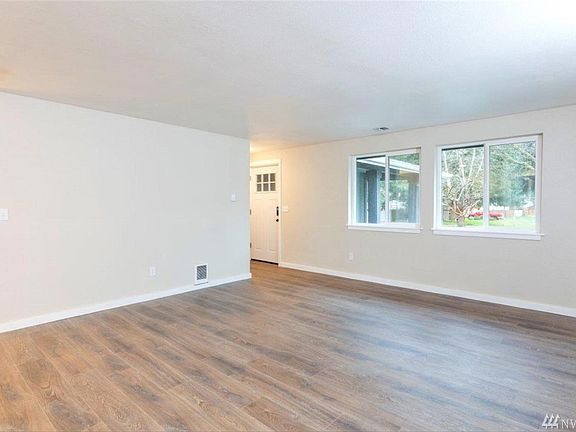 3rd image of 18703 11th Avenue Ct E