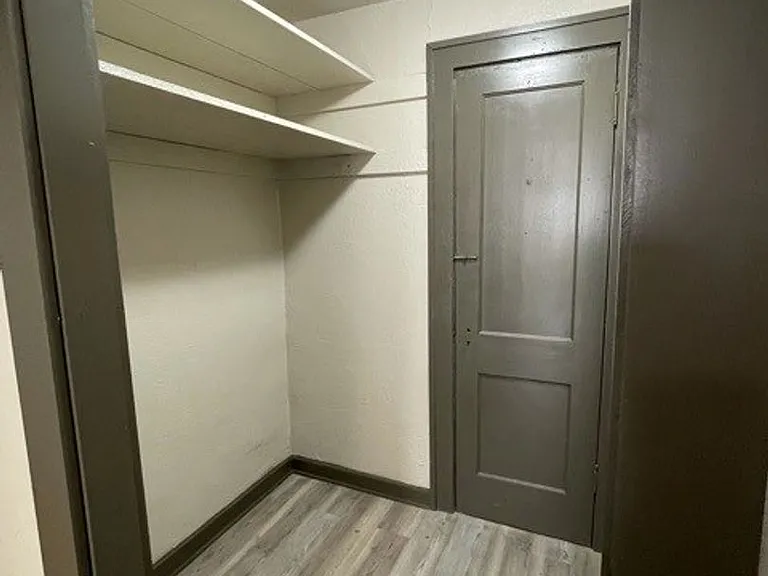 1626 D Street Apartments — Photo 47