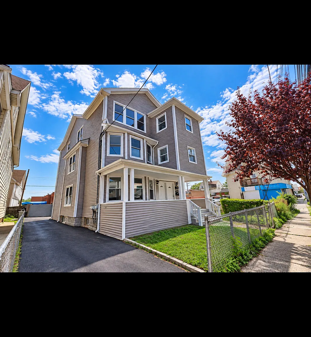 823 Capitol Ave — Photo 1
