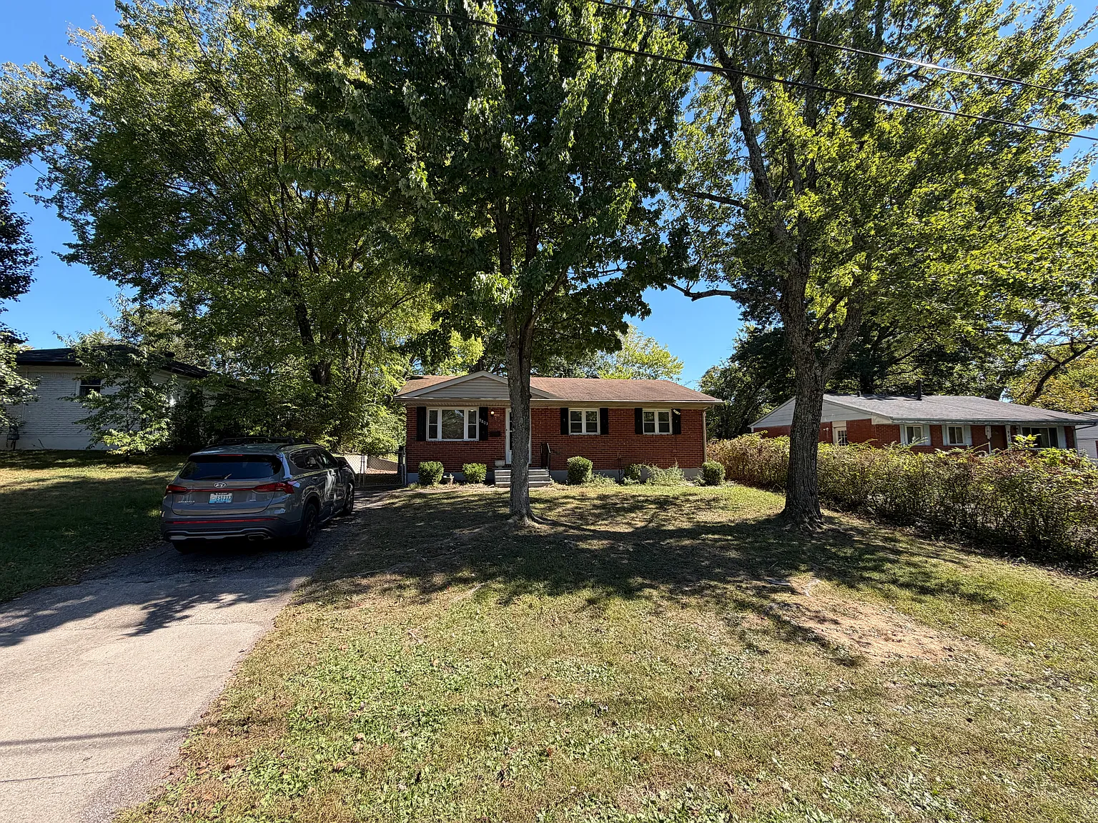 3 bed, 999 sqft, $1,425 — Photo 1